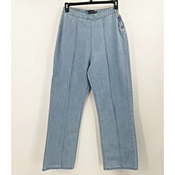 PrettyLittleThing Denim - PRETTY LITTLE THINGS FLARED JEANS - SIZE 8